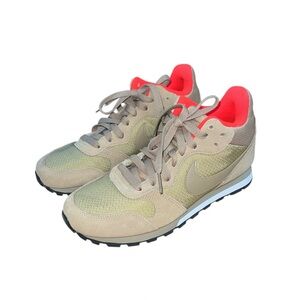 Nike Women’s MD Runner 2 Athletic Sneakers Tan Neon Orange Size 6.5 Walking